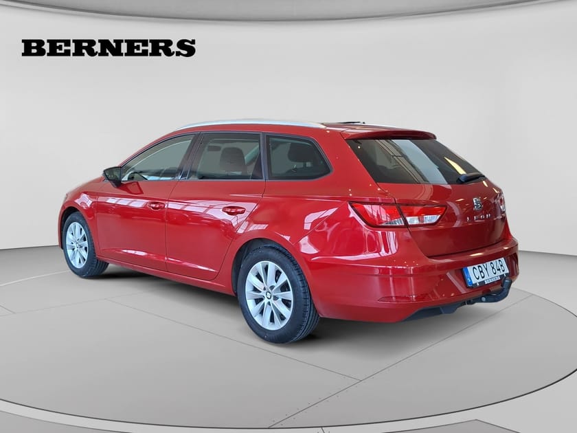 Bild 3 av SEAT Leon ST SPORTOURER 1.0 TSI 115 Man STYLE/ Panorama/Drag