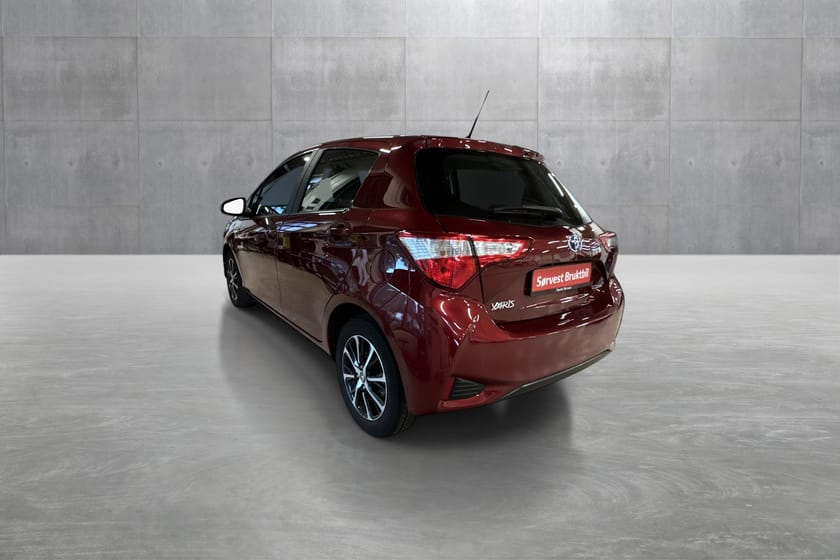 Bilde 3 av Toyota Yaris Hybrid 1.5 Bensin Automatgir (E-CVT) Active Go