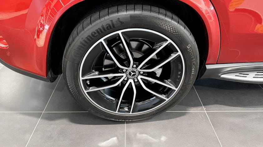 Bild 5 av Mercedes-Benz GLE 350 de 4MATIC SUV AMG PAKET / 22" ALU "FIN SPEC"