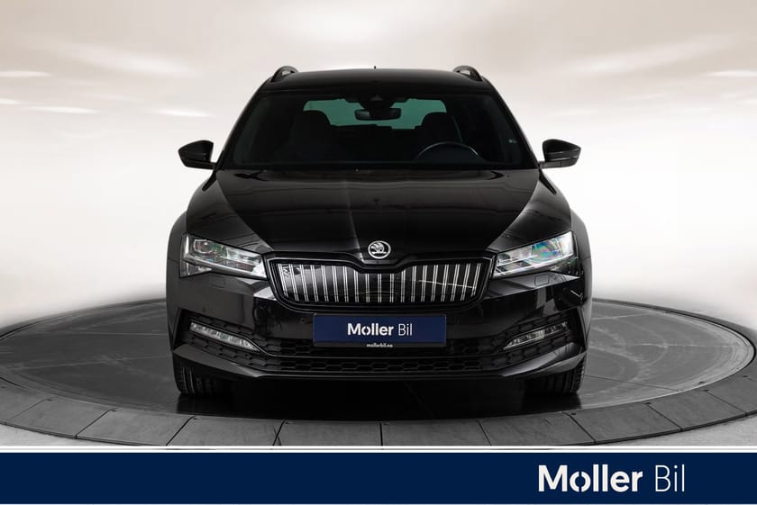 Bilde 3 av Škoda Superb iV Combi