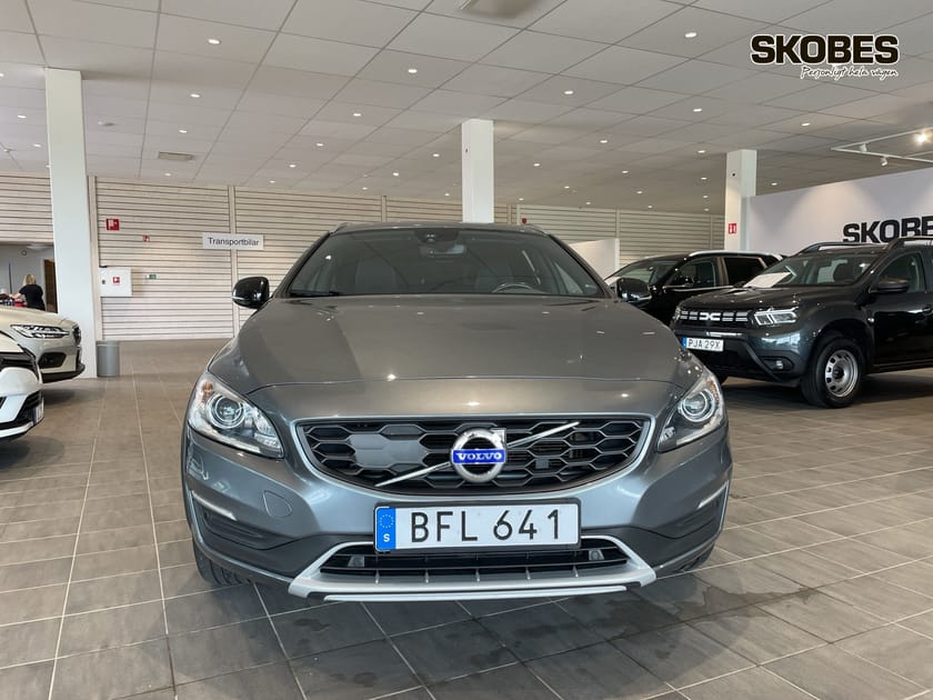 Bild 3 av Volvo V60 Cross Country D4 Classic Plus