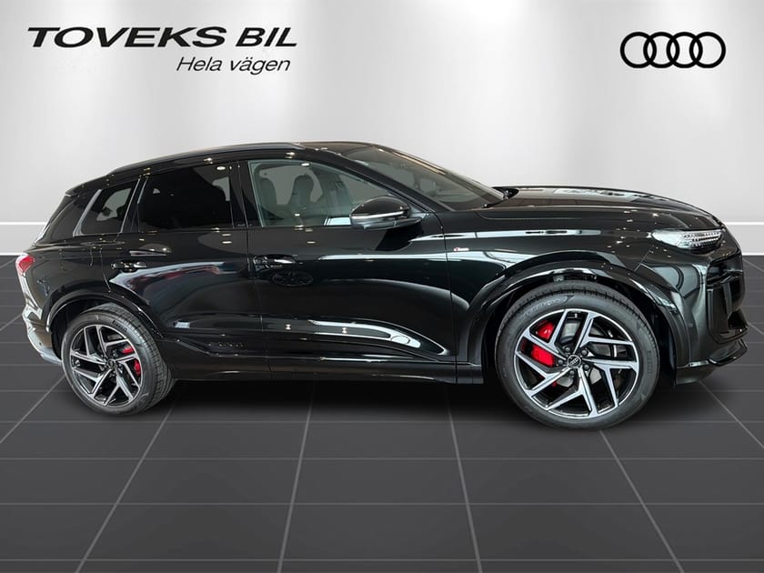Bild 2 av Audi Q6 e-tron quattro SUV  315 KW