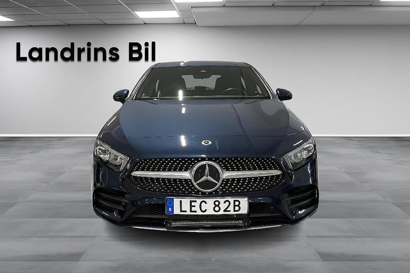 Bild 2 av Mercedes-Benz A 180 Automat AMG-Line