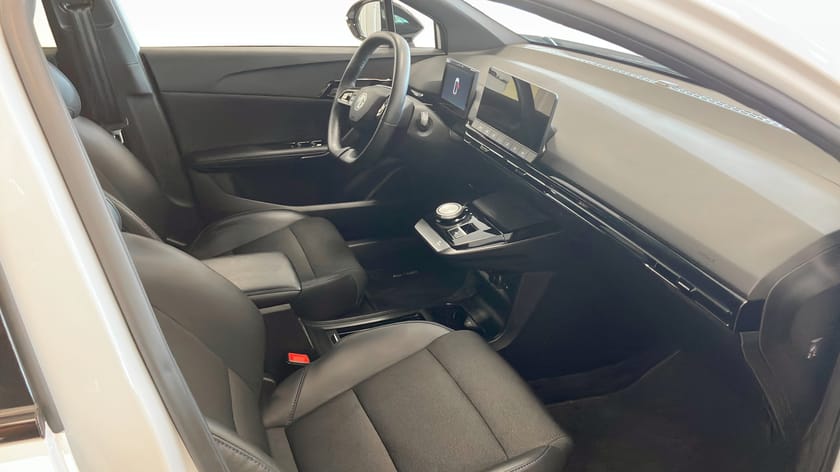 Bild 3 av MG 4 Electric Long Range MG4 LUX 64 KWH