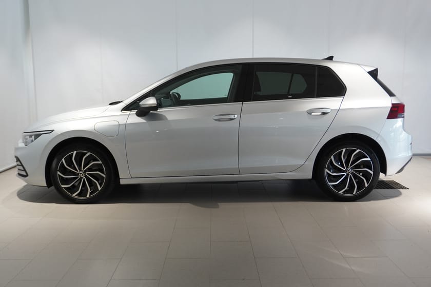 Bilde 3 av Volkswagen Golf eHybrid 8 style      dsg