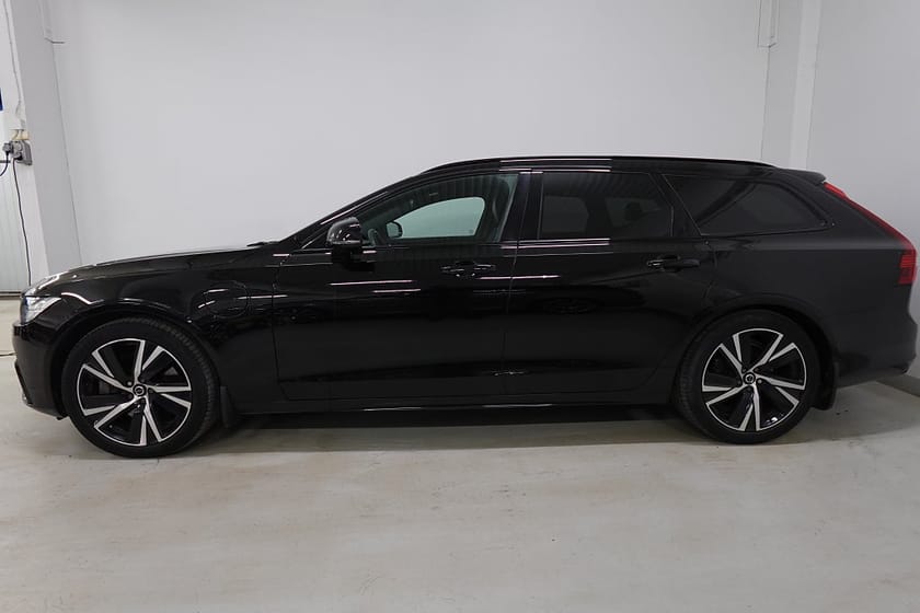 Bild 3 av Volvo V90 Recharge T6 AWD R-Design P-Värme Adap-F Drag Kamera