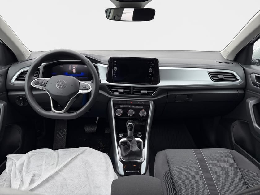 Bild 3 av Volkswagen T-Roc TSI 150hk DSG *Omgående Lev* Keyless/Drag/Backkamera
