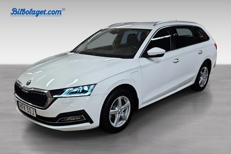 Škoda Octavia Kombi iV DSG Style 204hk