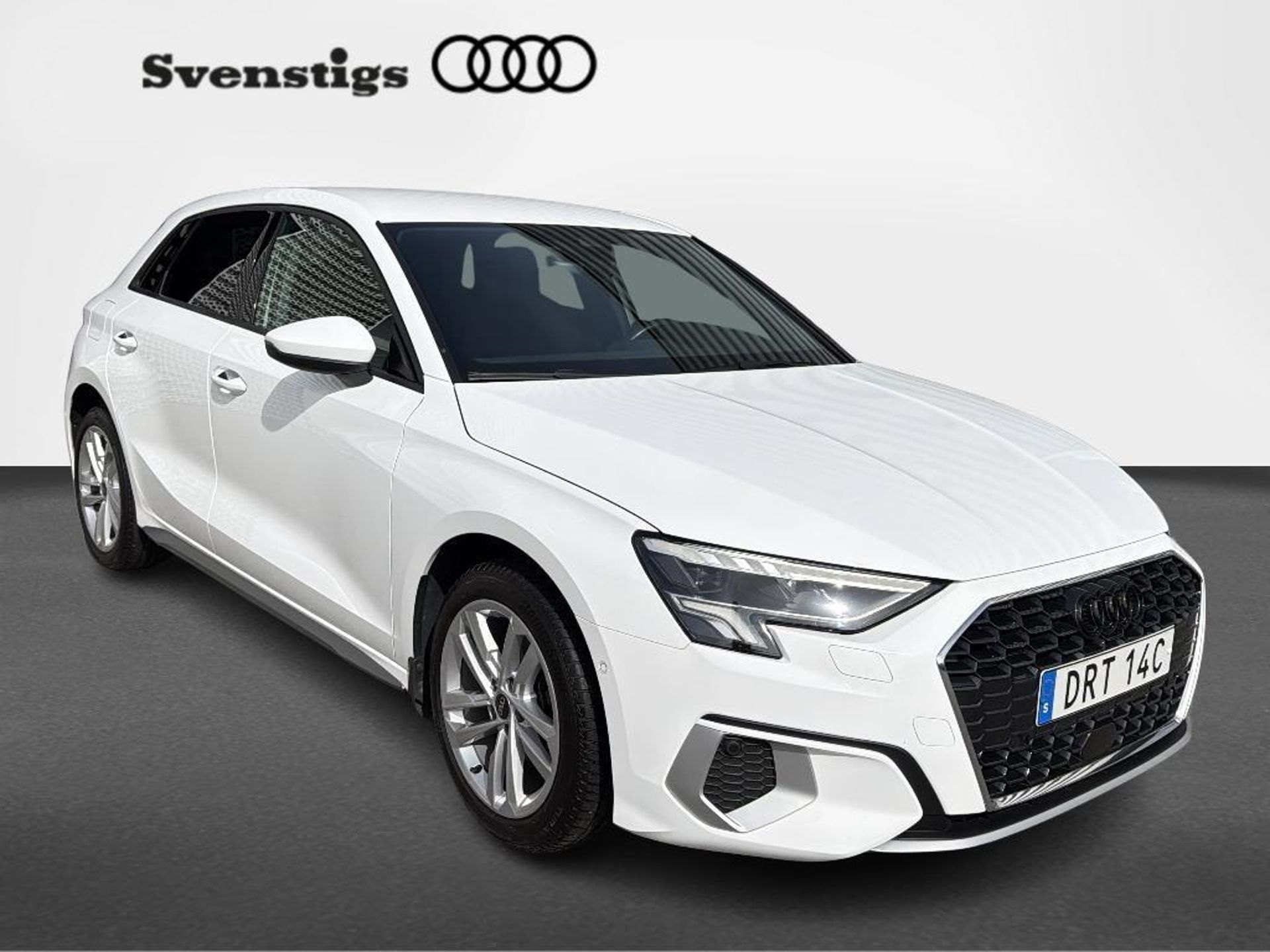 Audi A3 2023, photo 2/10