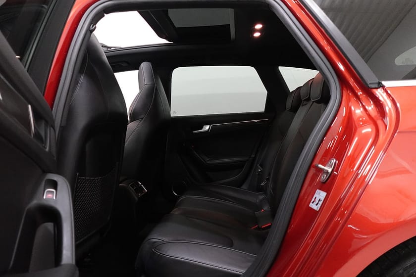 Bild 5 av Audi S4 Avant 3.0 TFSI V6 Q Drag Pano B&O MM+ 333hk 2brukare