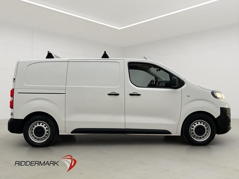 Bild 2 av Peugeot e-Expert L2 136hk Drag B-Kamera V-Inr CARPLAY Moms