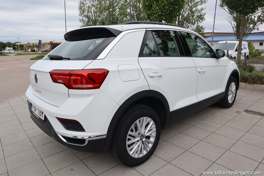 Bild 3 av Volkswagen T-Roc 1.5 TSI ACT FWD 150hk Svensksåld