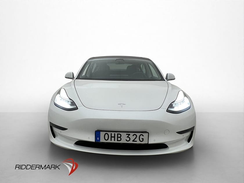 Bild 3 av Tesla Model 3 Long Range AWD 440hk Pano Autopilot Kamera