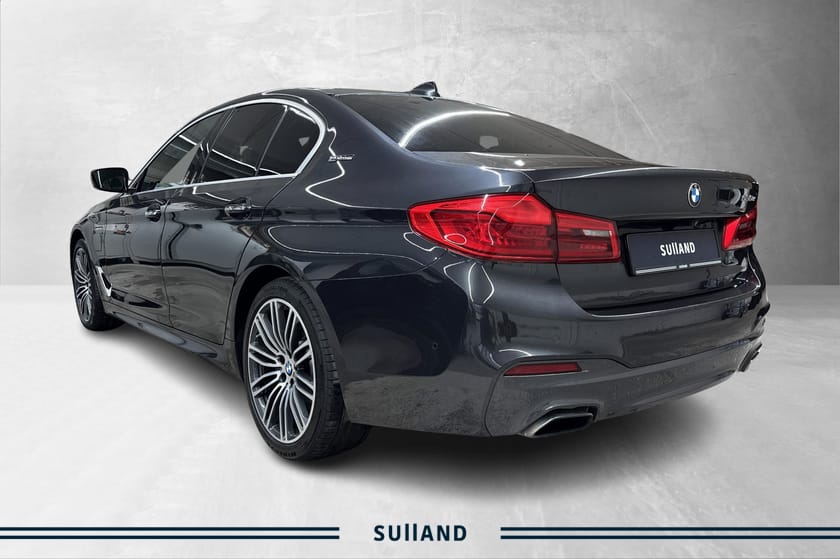 Bilde 3 av BMW 530e iPerformance Sedan M Sport, Komfortseter, Soltak, Nøkkelfri