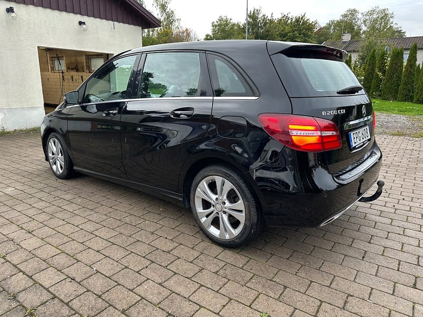 Bild 4 av Mercedes-Benz B 200 CDI 4MATIC