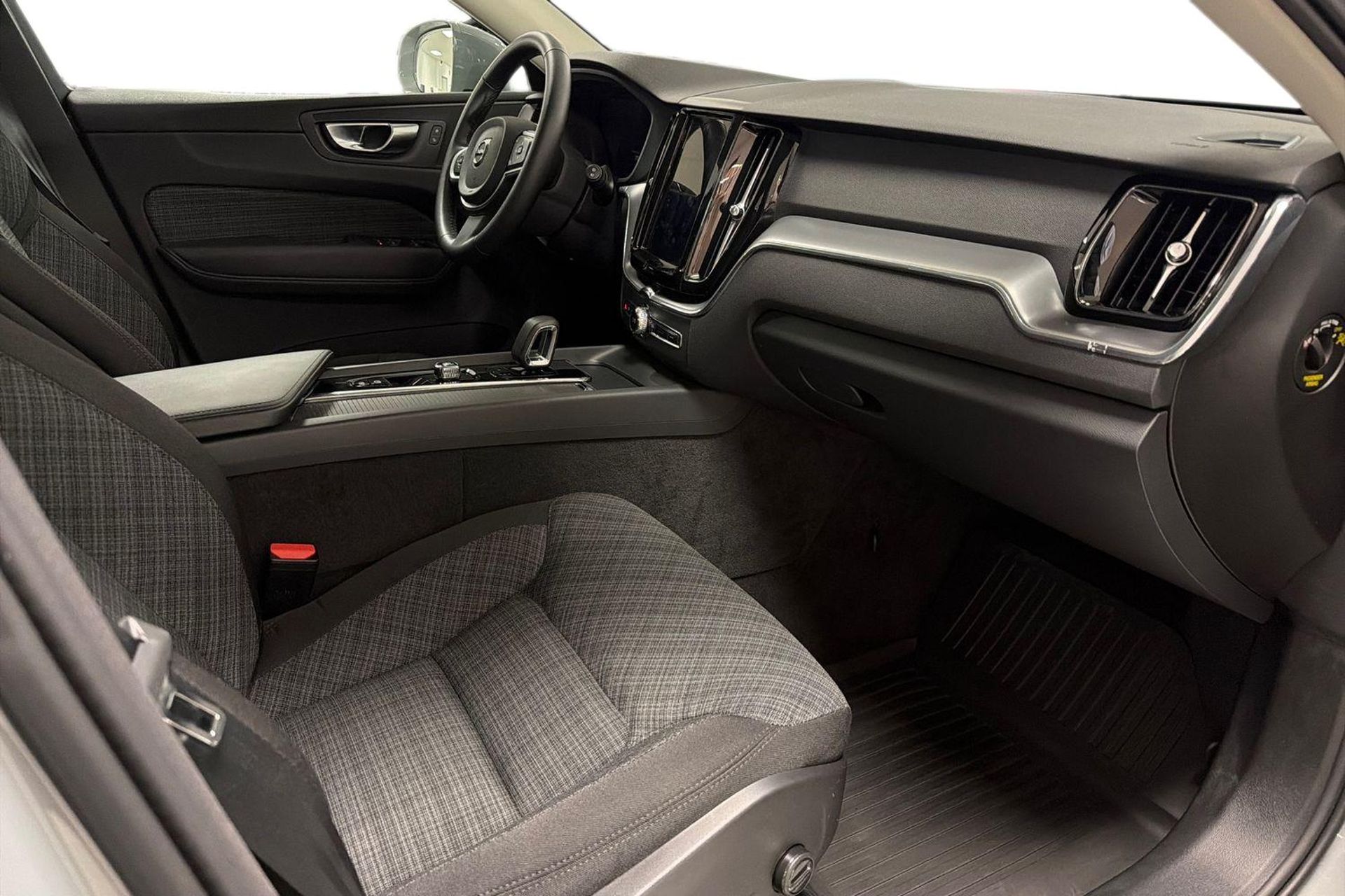 Volvo XC60 T6 Core Nordic Edition 2025, bild 7/10