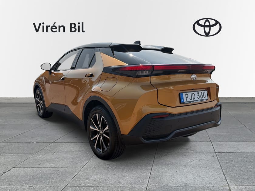 Bild 2 av Toyota C-HR Hybrid 1,8 Style Teknik Bi-tone (Vinterhjul)