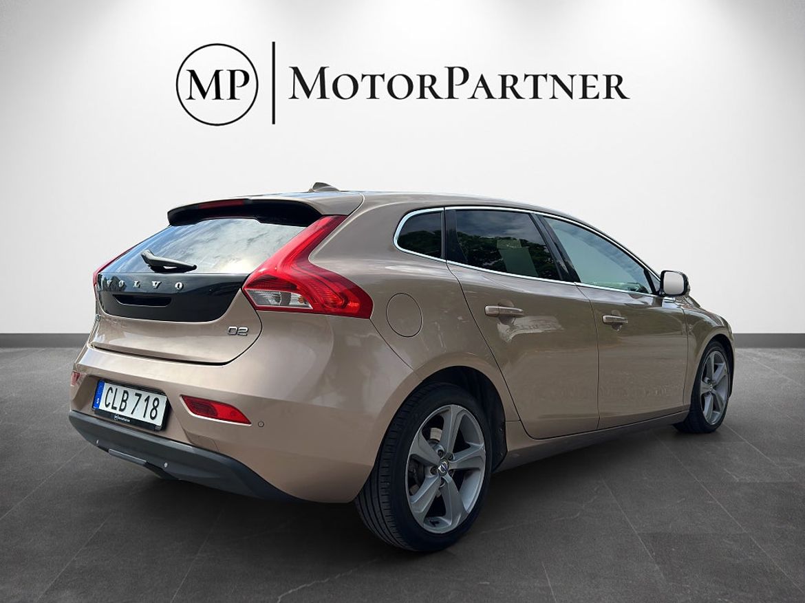 Volvo V40, bild 7 av 17