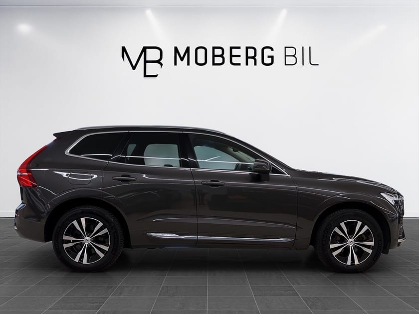 Bild 4 av Volvo XC60 Recharge T6 AWD 350hk Core edt 360 PDC Pano Keyless