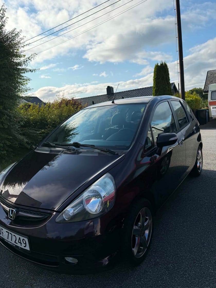 Bilde 2 av Honda Jazz GOD BRUKSBIL - AUTOMAT - EU OK TIL 27.07.2028
