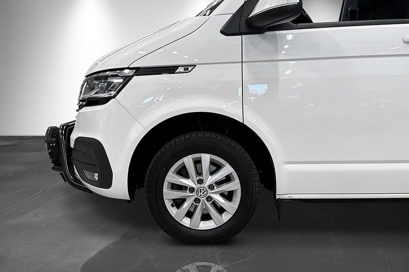 Bild 2 av Volkswagen Transporter T30 2.0 TDI 150hk Lång Drag D-värm Inredd Nyservad Moms
