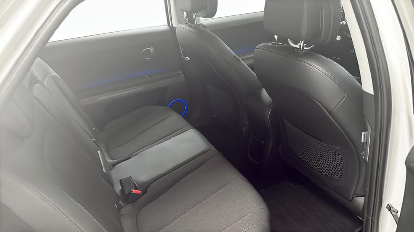 Bild 5 av Hyundai Ioniq 5 DEMO - Essential - 84 kWh - AWD (Fyrhjulsdrift)