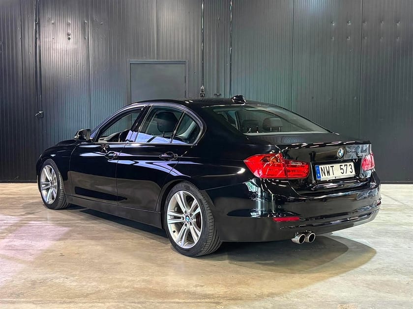 Bild 4 av BMW 328i Sedan 328 (245hk) Sport line / 2-äg