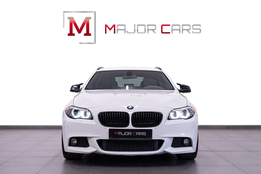 Bild 2 av BMW 523i Touring M Sport Läder Navi Drag HiFi 204hk