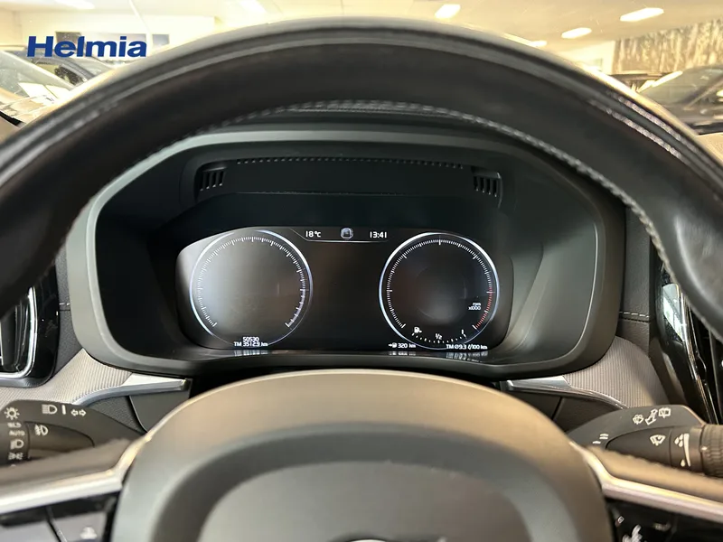 Bild 10 av 16 – Volvo XC60 B4 AWD Diesel Inscription