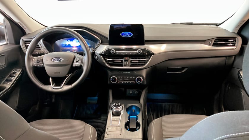 Bild 4 av Ford Kuga Plug-In Hybrid TITANIUM 2.5 FWD 225HK CVT