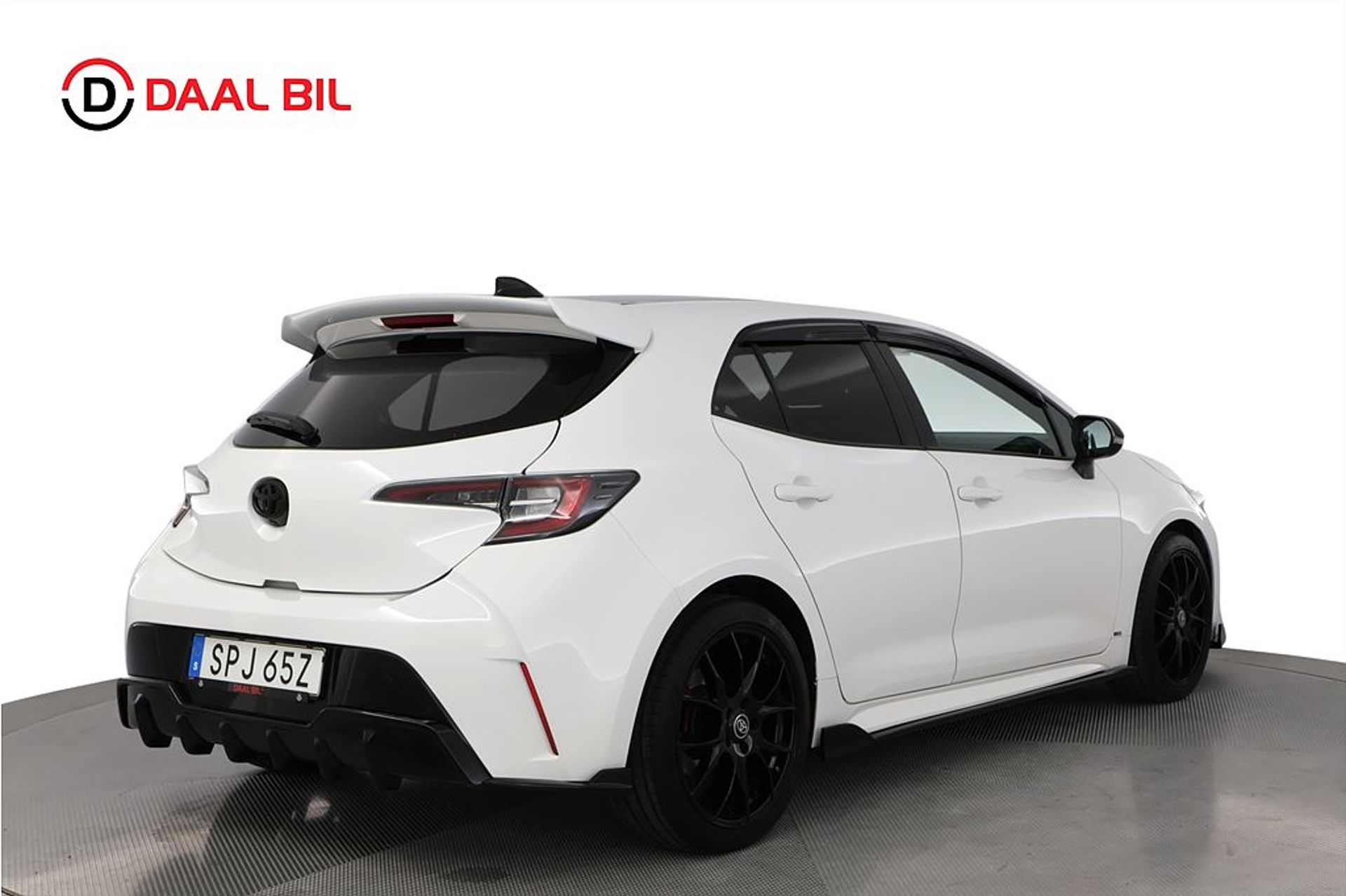 Toyota Corolla HYBRID e-CVT 122HK STYLE 2019, bild 6/10