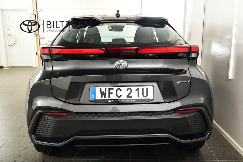 Bild 4 av Toyota C-HR PHEV Active Backkamera Carplay MOMS