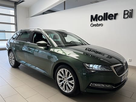 Škoda Superb Kombi Skoda Combi STYLE 2,0 TDI 190hk 4X4 I Bkamera I Drag I Värmare