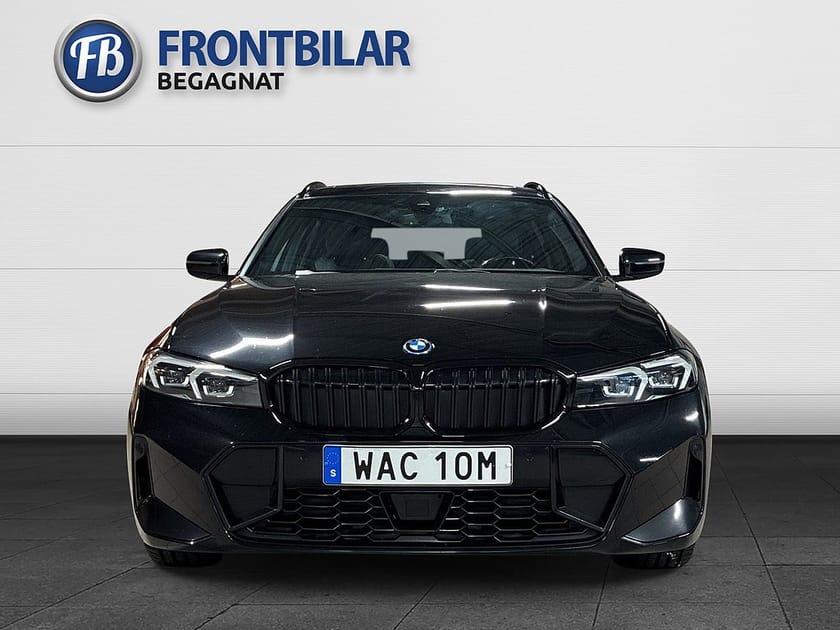 Bild 2 av BMW 330e xDrive Touring Touring/M Sport/Pano/El-Drag/Halvskinn