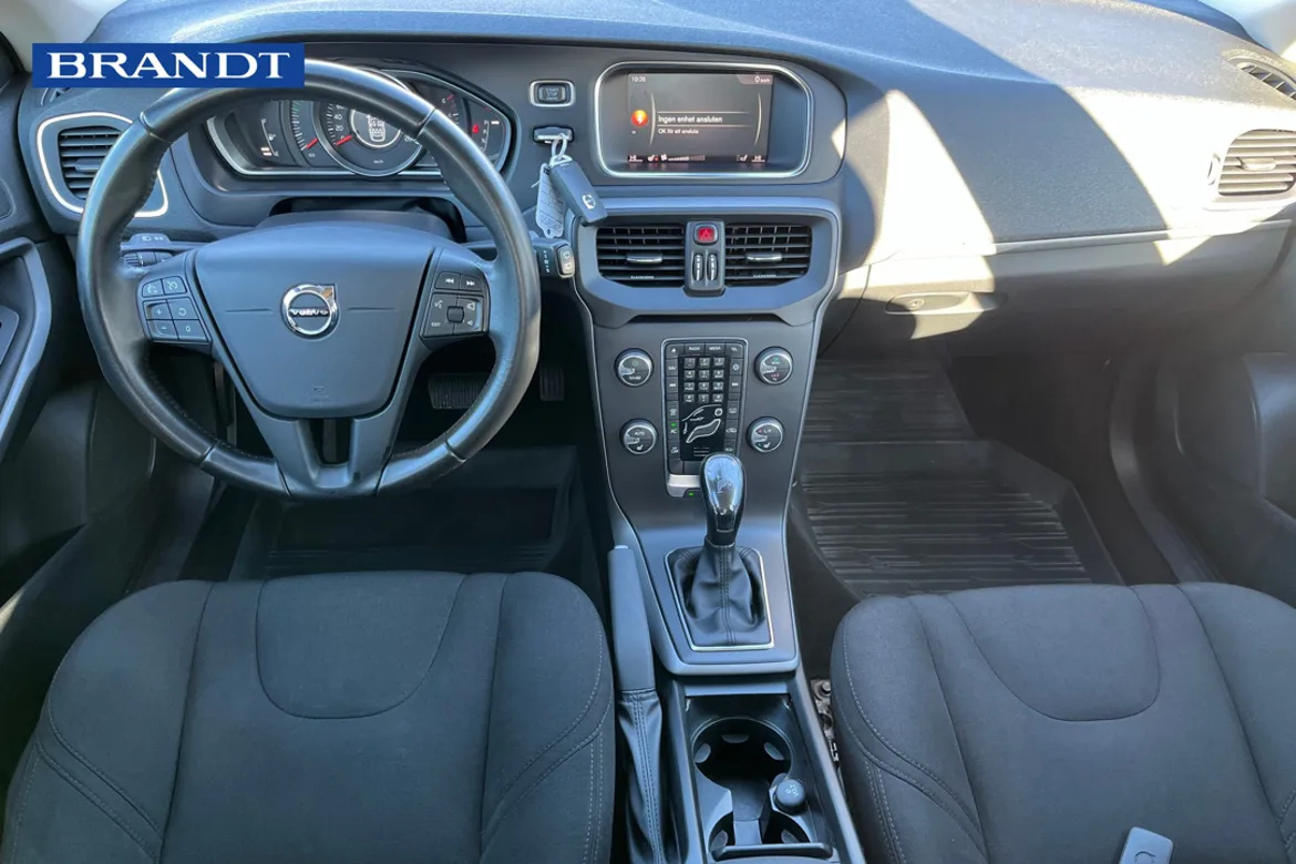 Volvo V40