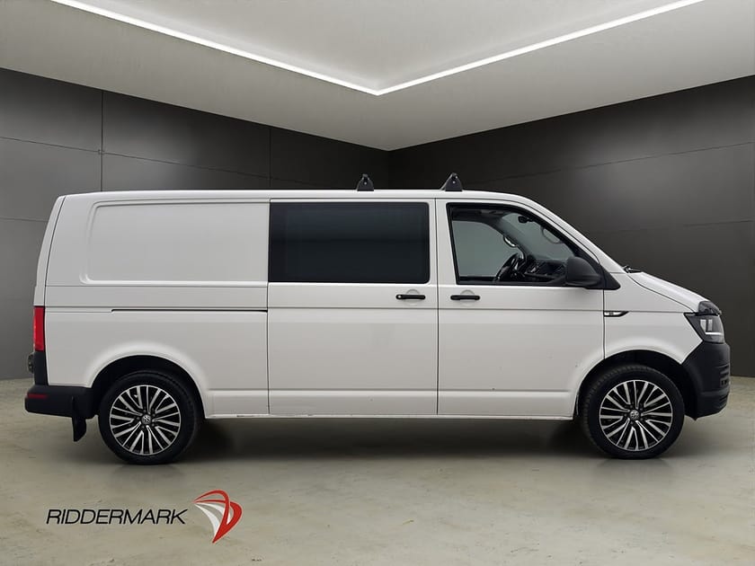 Bild 2 av Volkswagen Transporter L2 Drag MOMS Navi PDC M/K-Värm