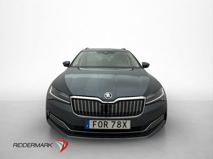 Bild 2 av Škoda Superb iV Kombi Skoda 1.4 TSI 218hk Drag Värmare Kamera Navi Skinn