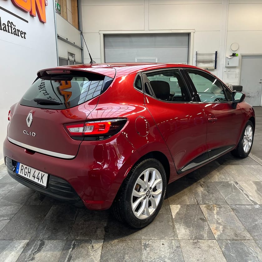 Bild 3 av Renault Clio 0.9 TCe Intens Navigation Bass Reflex 90hk