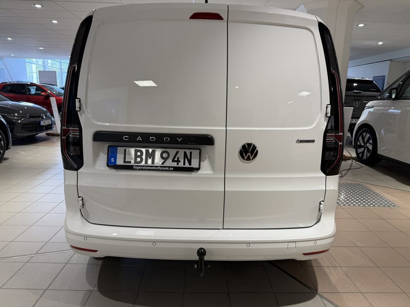 Bild 4 av Volkswagen Caddy Cargo TDI 122 HK 4M Premium Drag värmare