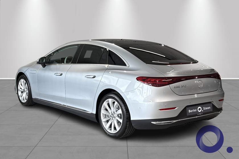 Bilde 3 av Mercedes-Benz EQE 350 4MATIC SKINN, PANORAMATAK, H.FESTE, AIRMATIC