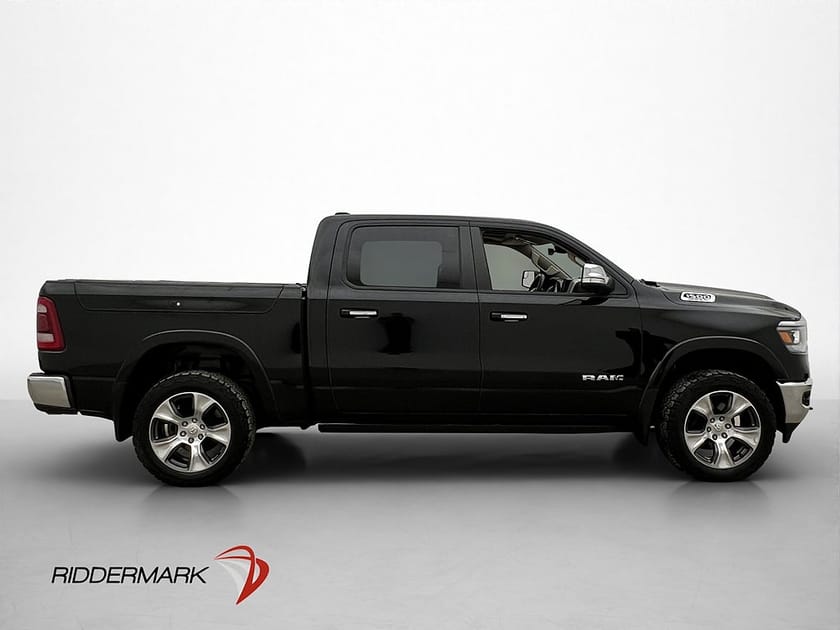 Bild 2 av RAM 1500 Crew Cab Dodge Laramie 5.7 4x4 M-Värm Pano Luft Rambox Diff