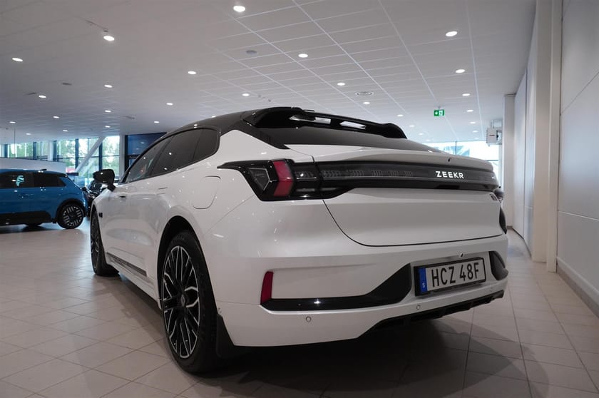 Bild 4 av Zeekr 001 Privilege 100kWh AWD Pano Navi HUD