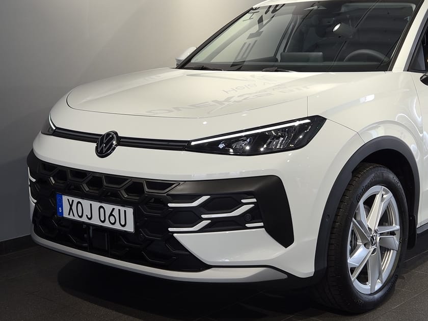 Bild 3 av Volkswagen T-Roc 1.5 eTSI DSG 150hk |Dragkrok|Backkamera|