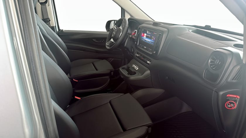 Bild 3 av Mercedes-Benz Vito Mixto 119 CDI 4x4 3.0t EX. LÅNG PRO | Omgående leverans