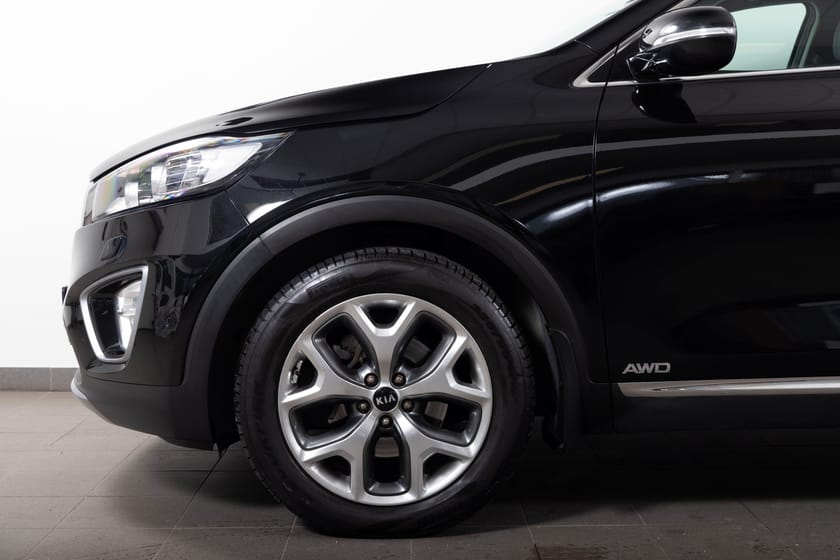 Bild 4 av Kia Sorento 2.2 CRDi AWD Aut 200hk 7-sits Pano/Infinity/Kylda stolar