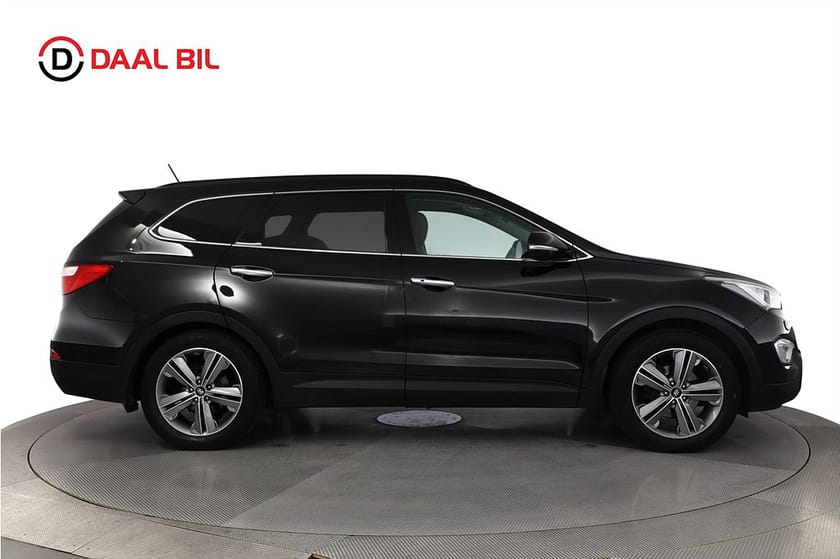 Bild 5 av Hyundai Grand Santa Fe 2.2 CRDi 4WD 200HK 7-SITS DRAG PANO B-KAM NAVI
