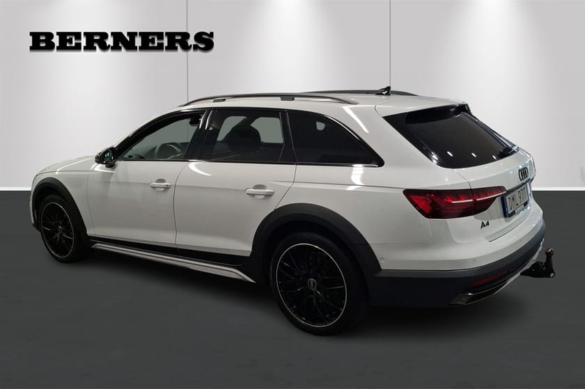 Bild 3 av Audi A4 allroad quattro 40 TDI 204 HK / Black Edition / 19" / Matrix