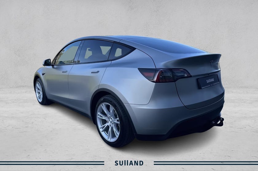 Bilde 3 av Tesla Model Y Standard Range RWD RWD,Panorama,Tilh.f,Foliert sølv