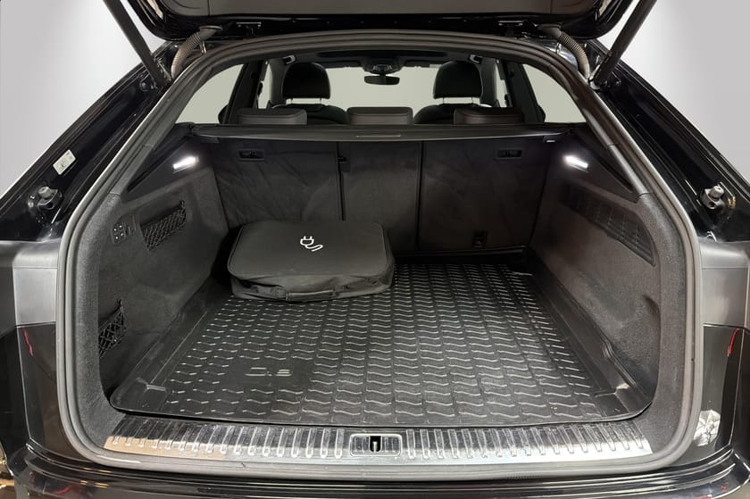 Bilde 5 av Audi Q8 60 TFSI e quattro