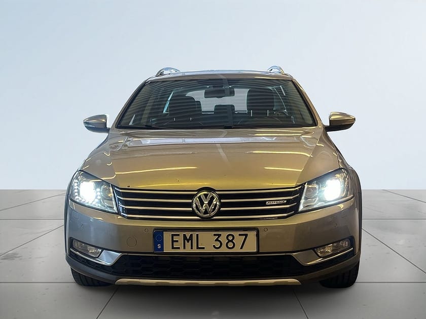 Bild 2 av Volkswagen Passat Alltrack 2.0 4Motion KamremBytt/Nybes/Kamera/Drag/Skinn